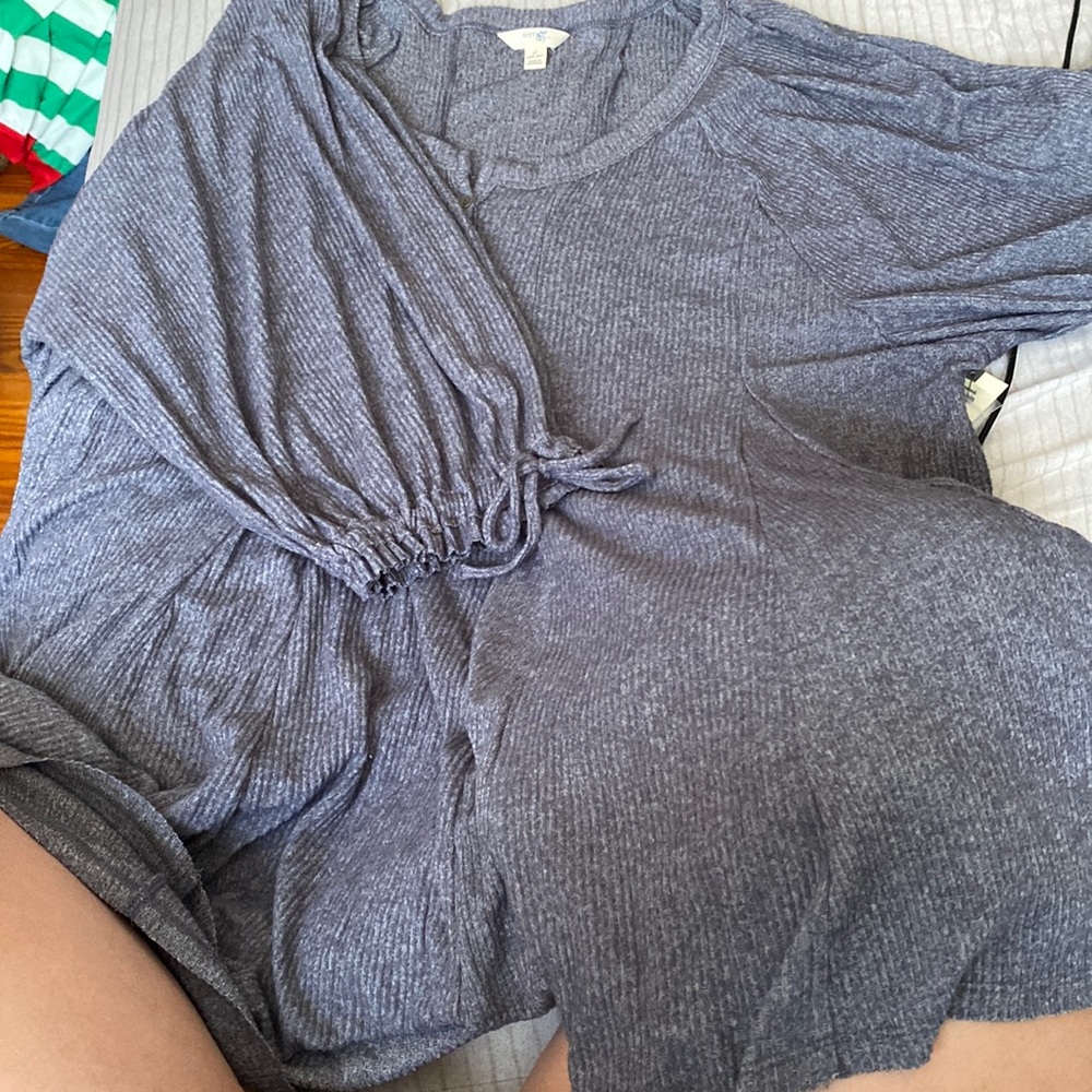 Quarter length shirt size 1x